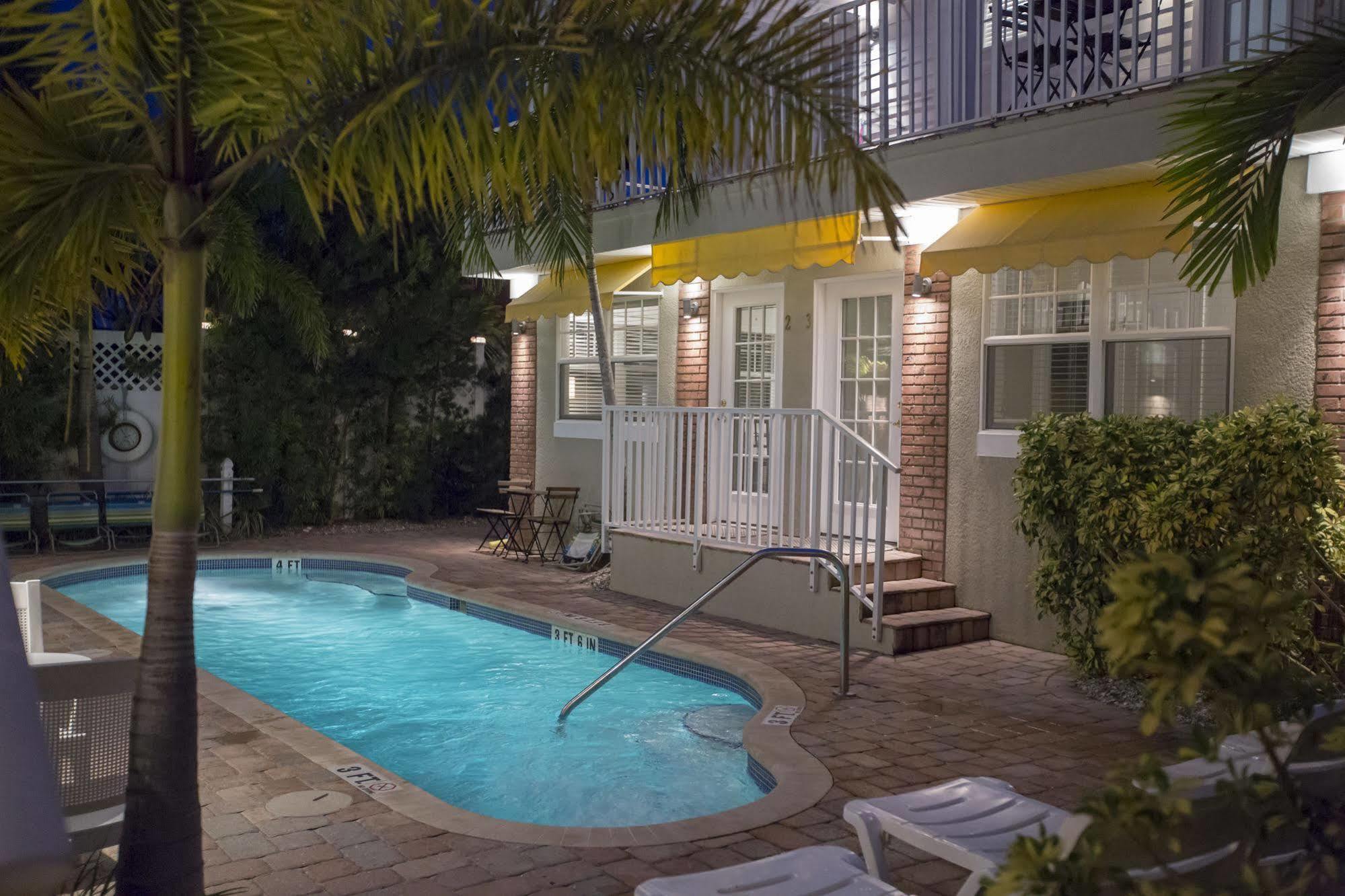 Coconut Inn Pass-A-Grille Beach 圣徒皮特海滩 外观 照片